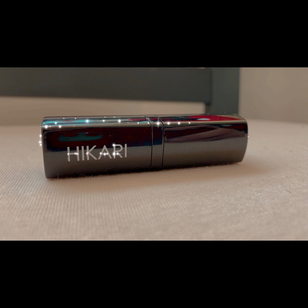 Hikari lipstick